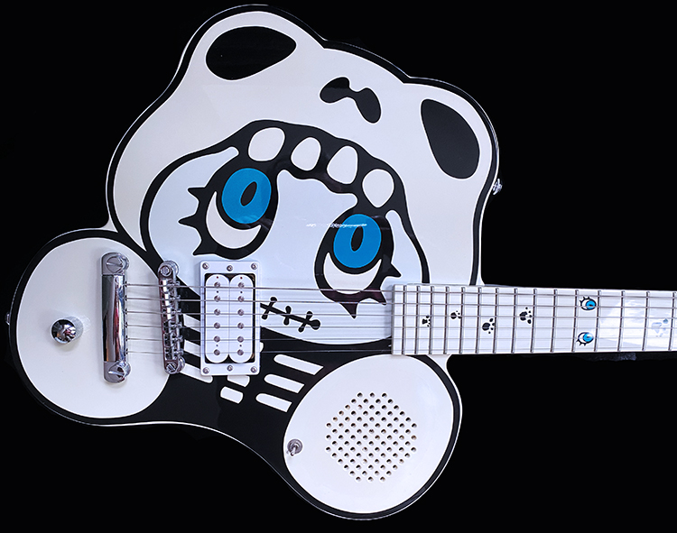 SCANDAL X ESP 「CANTA」 – MAMIのギターハードケース